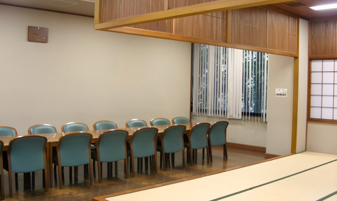 控室（和洋室）